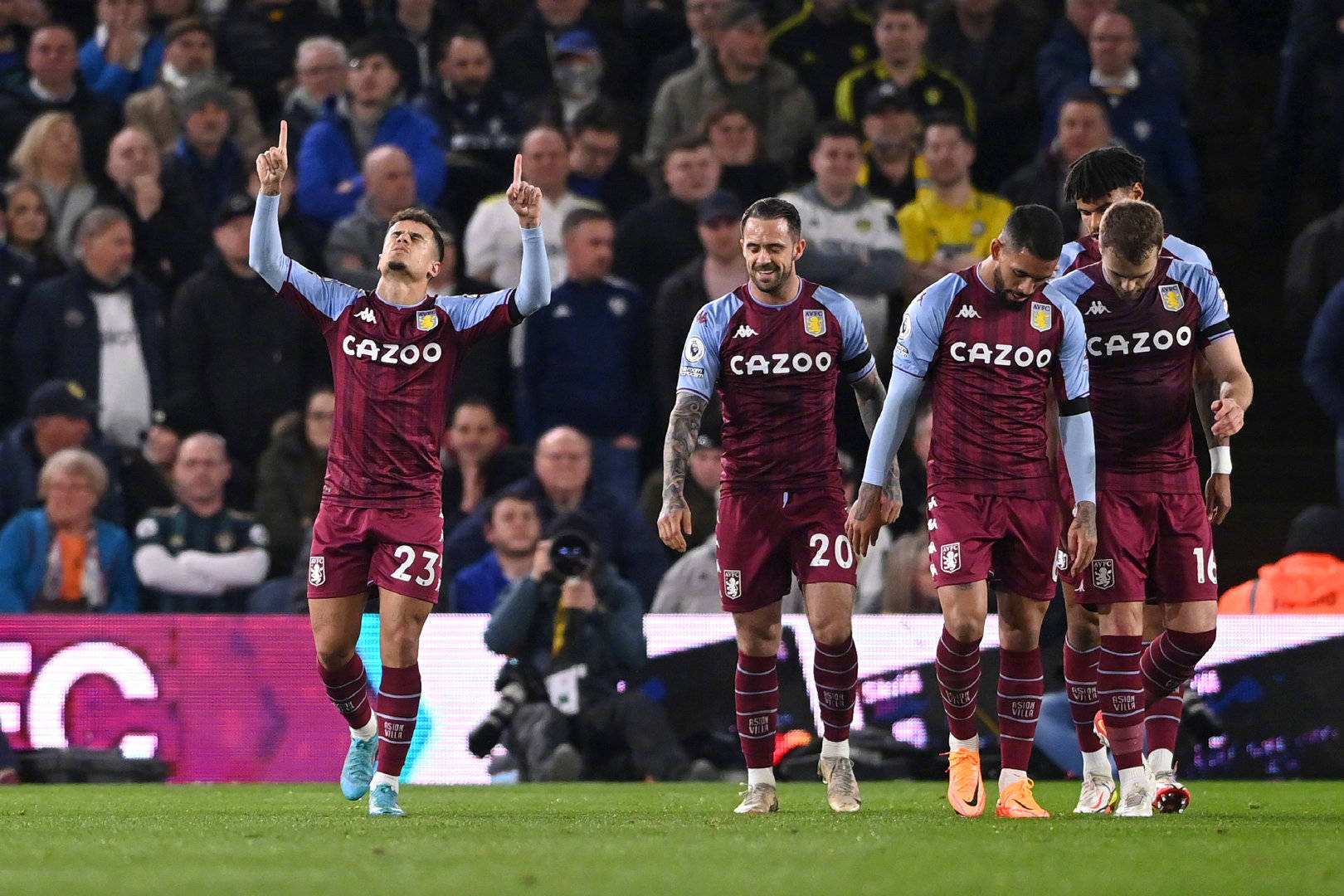 年輕球員進 年輕球員進